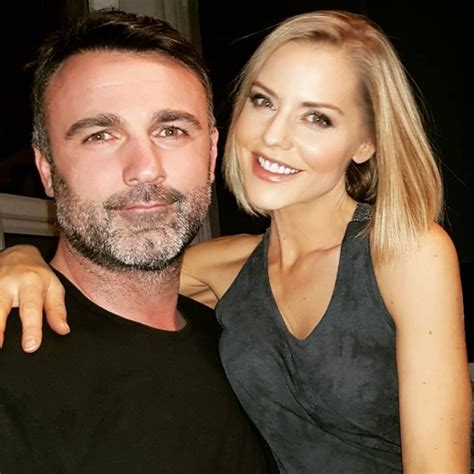 stephanie waring|Hollyoaks star Stephanie Waring marries Manchester。